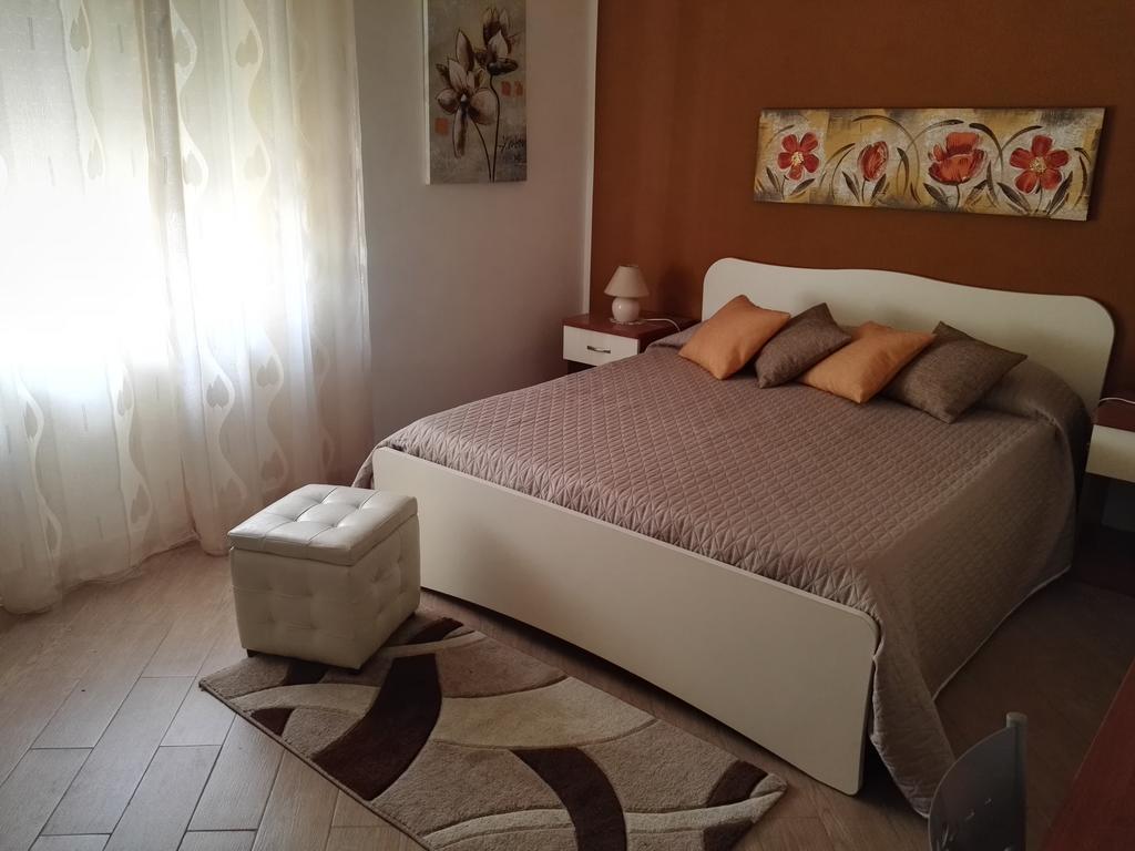 L'Oasi Del Porto Bed and Breakfast Trapani Exteriör bild