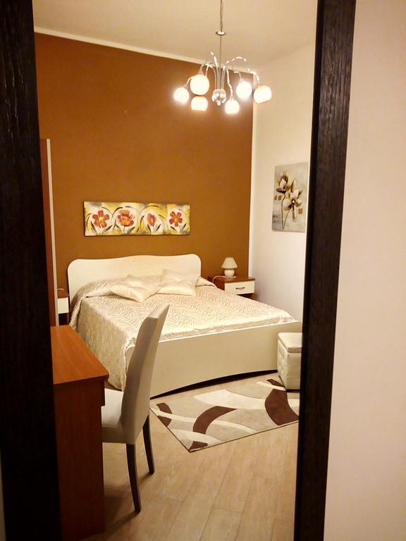 L'Oasi Del Porto Bed and Breakfast Trapani Exteriör bild